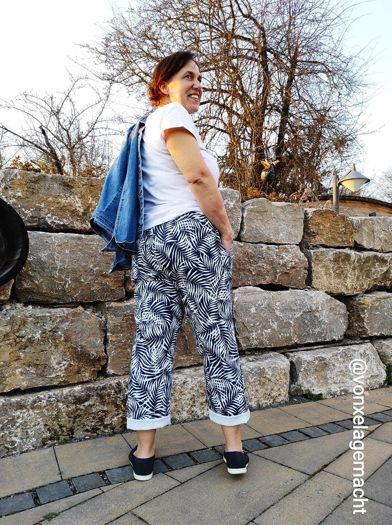 Designbeispiel: lillesol women No.62 Tapered Hose "Paula" Video-Nähanleitung