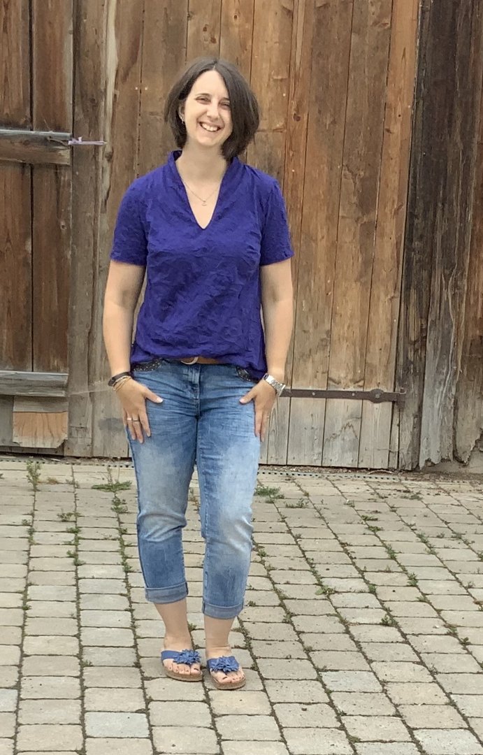Designbeispiel: lillesol women No.44 Kleid & Shirt Miaflora