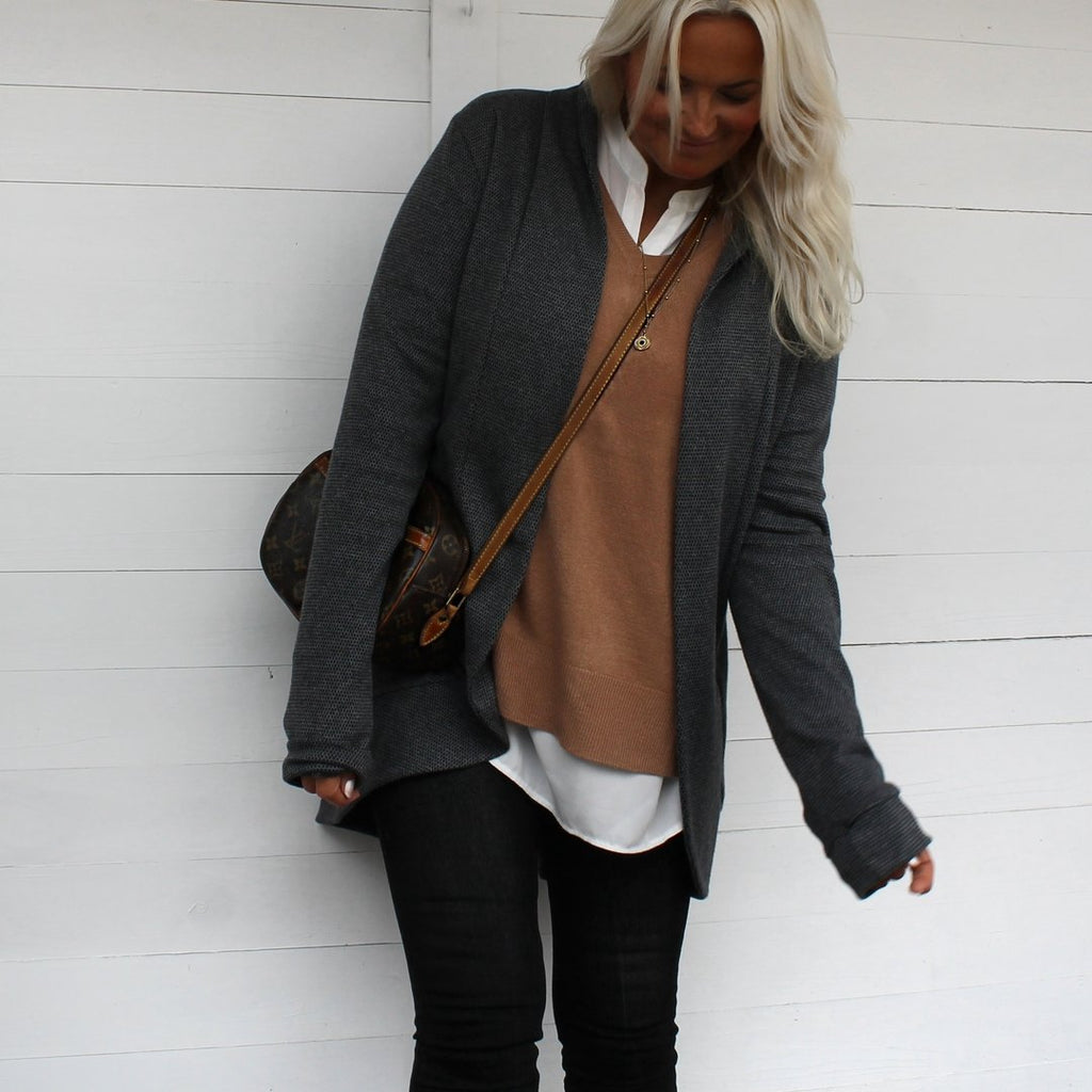Designbeispiel: lillesol women No.46 LongCardigan mit Schalkragen