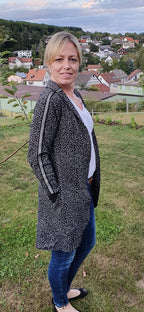 Designbeispiel: lillesol women No.46 LongCardigan mit Schalkragen