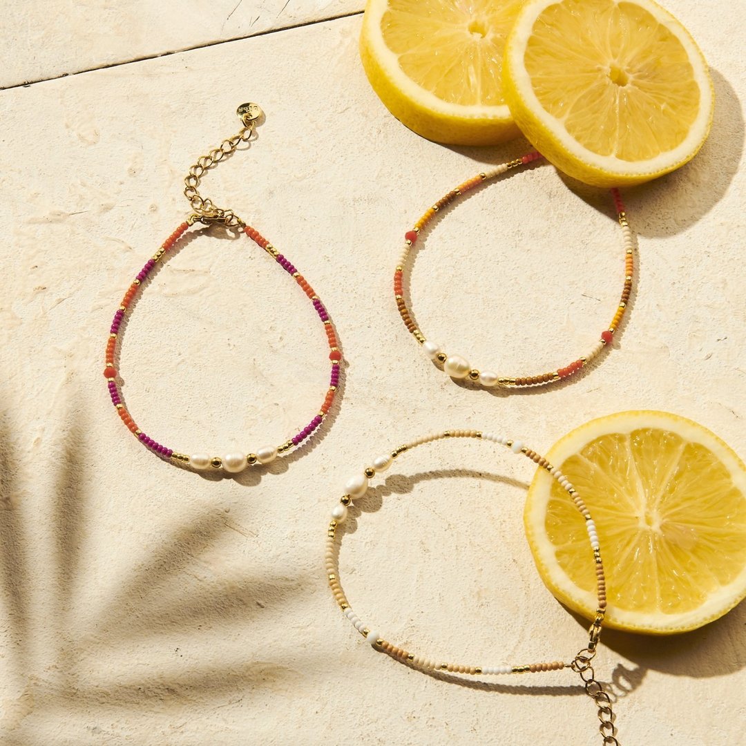 Fusskettchen pink orange mit kleinen Perlen und weißen Perlen/ Beads Summer Boho