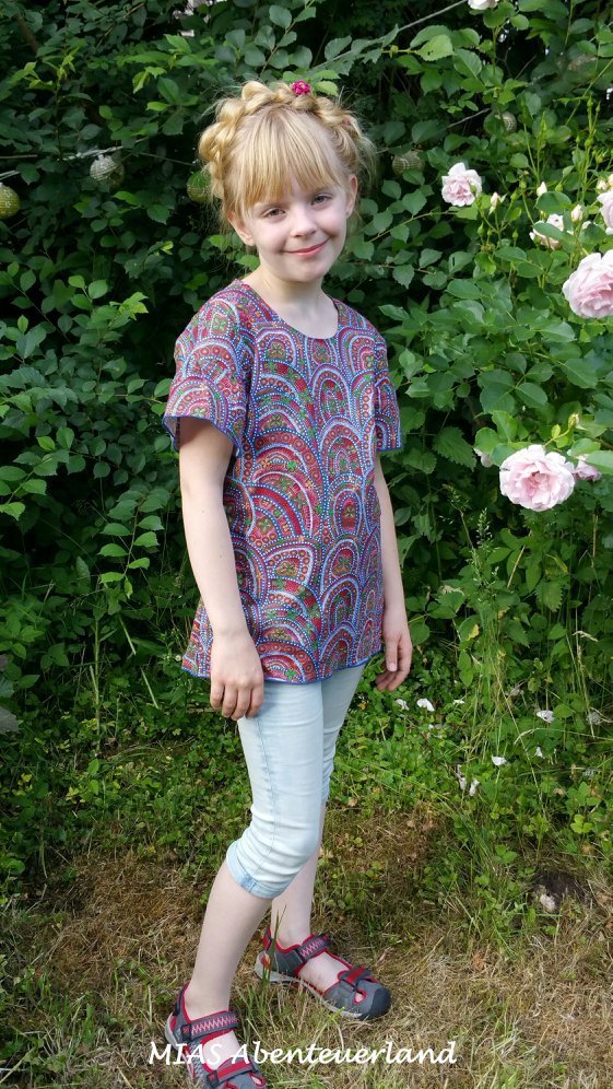 Designbeispiel: lillesol basics No.61 Volant-Bluse