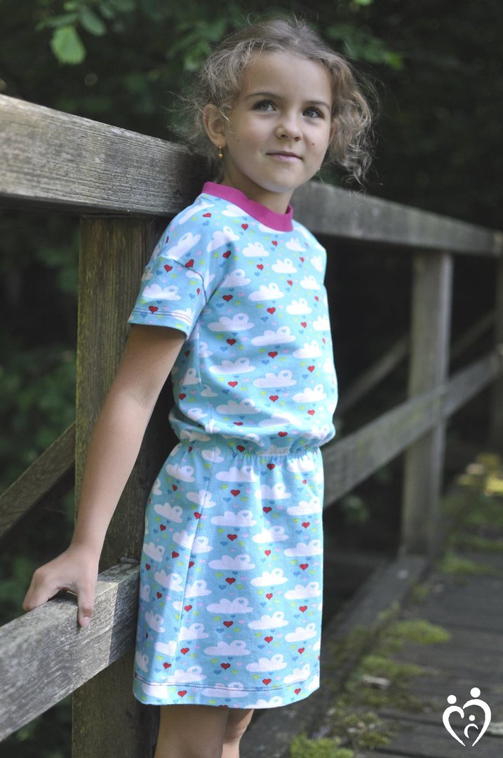 Designbeispiel: lillesol basics No.62 Jerseykleid & Shirt