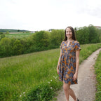 Designbeispiel: lillesol women No.64 Biesen-Kleid & Tunika "Laurelia" mit Video-Nähanleitung