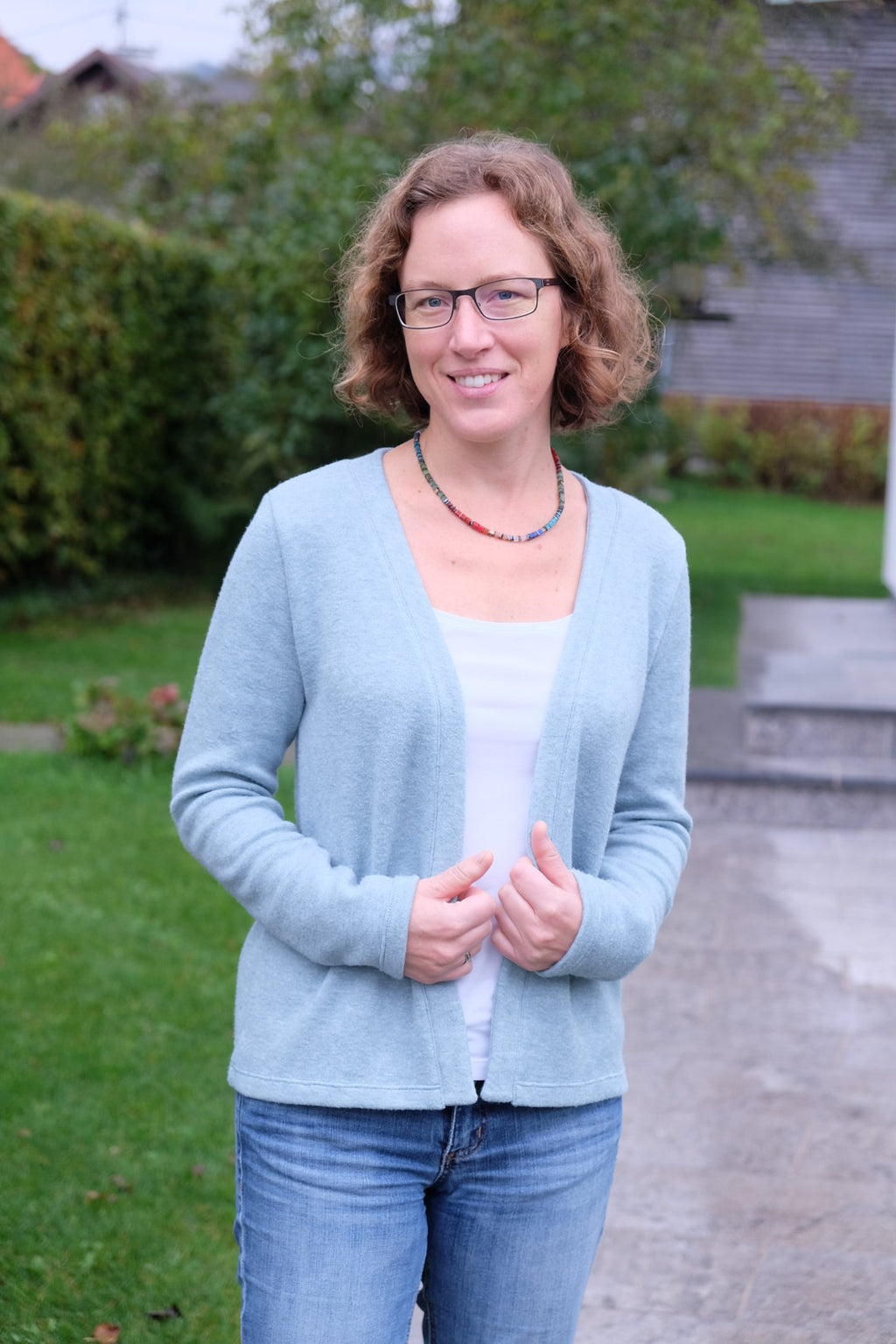 Designbeispiel: lillesol women No.59 Basic-Strickjacke