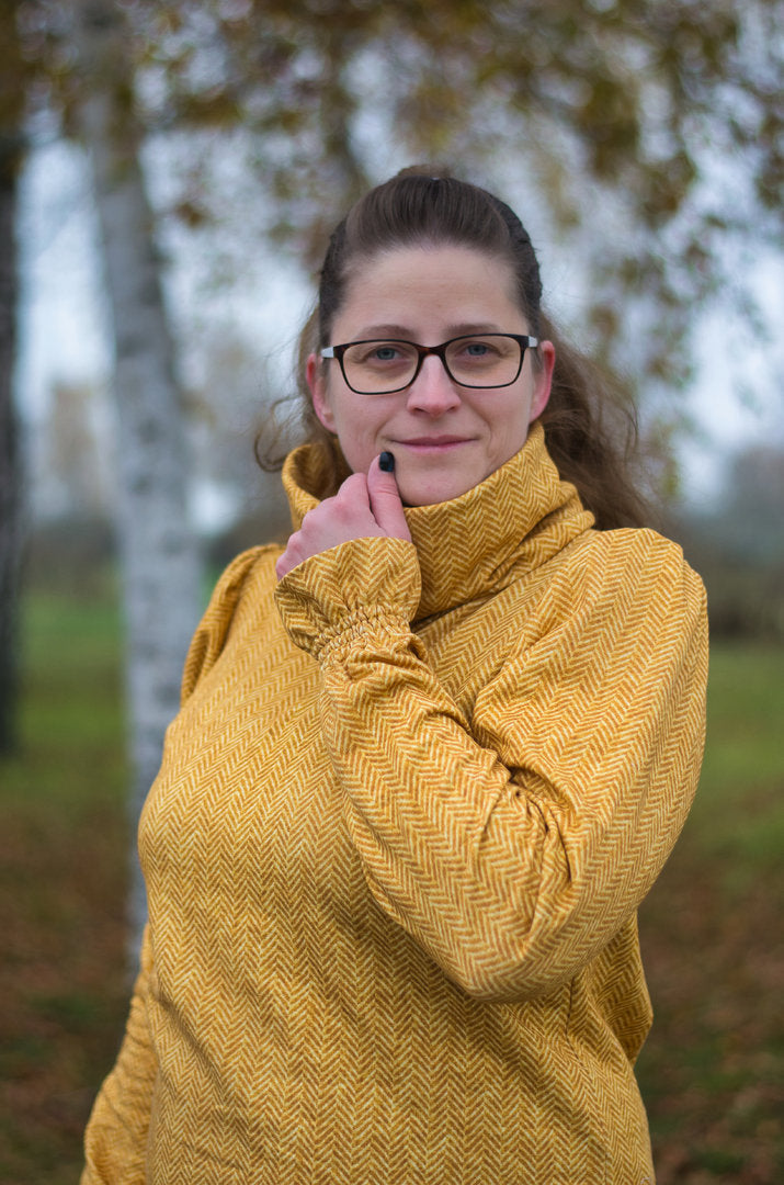 Designbeispiel: lillesol women No.77 Kleid & Pullover "Estela"