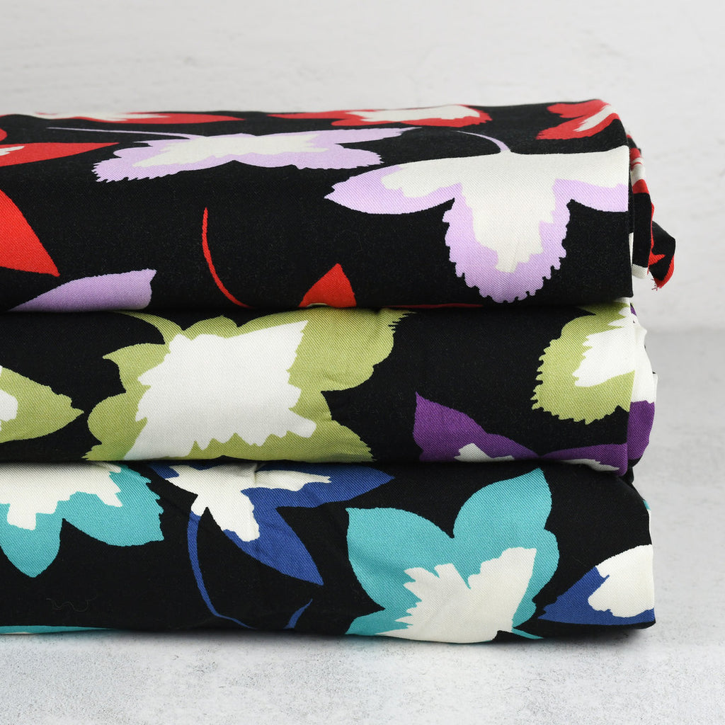 Viskose Twill Leaves - lindgrün/malve *Videovorstellung*