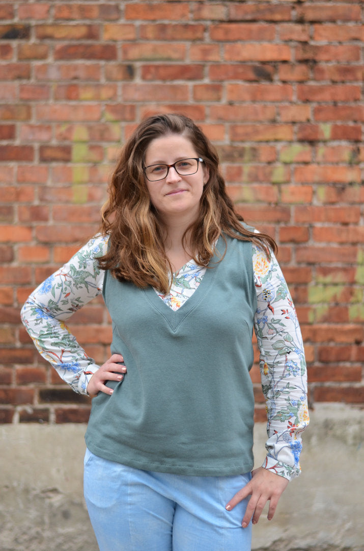 Designbeispiel: lillesol women No.67 Pullunder & Kleid "Tira" mit Video-Nähanleitung