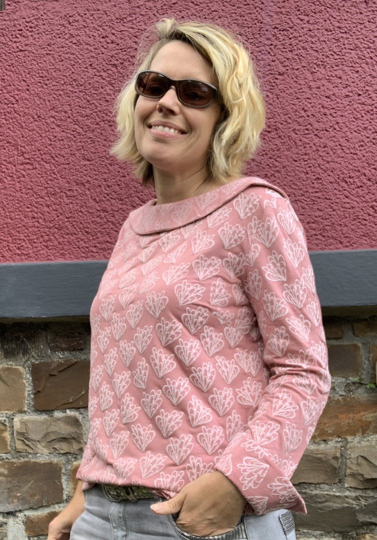 Designbeispiel: lillesol women No.47 Shirt mit Uboot-Kragen