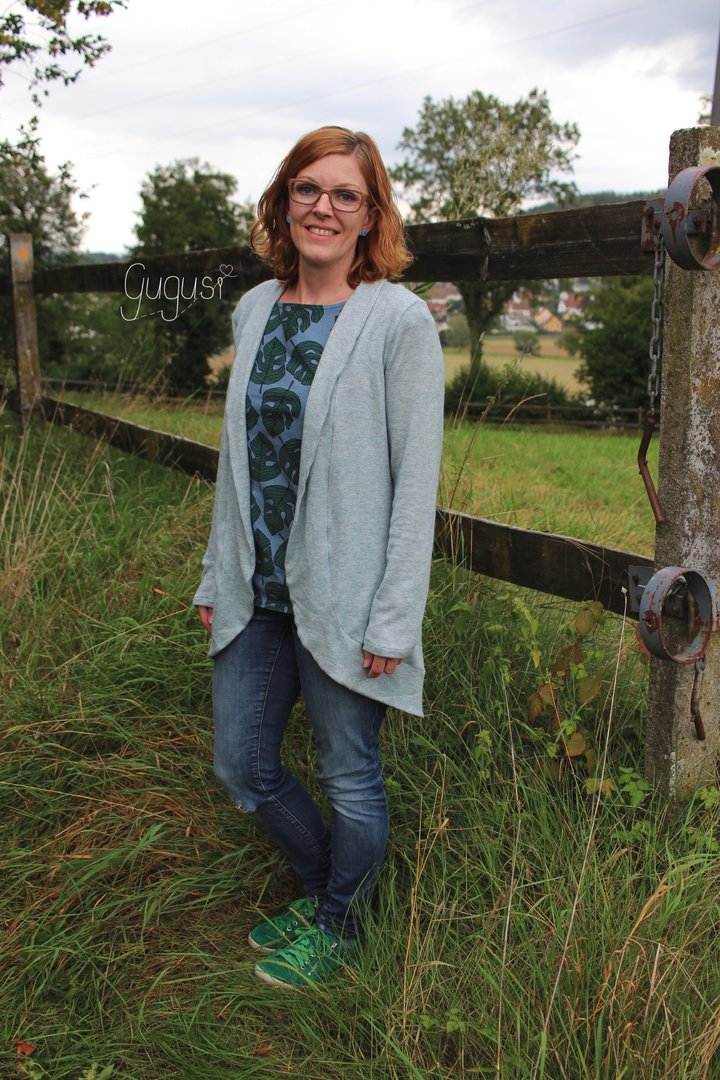 Designbeispiel: lillesol women No.46 LongCardigan mit Schalkragen