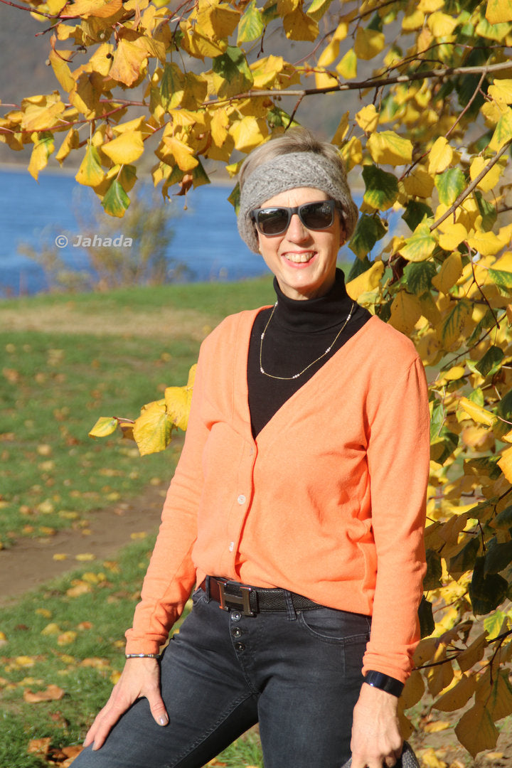 Designbeispiel: lillesol women No.59 Basic-Strickjacke