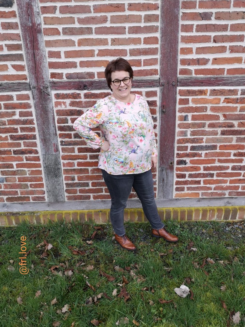 Designbeispiel: lillesol women No.51 Olivia-Bluse