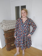 Designbeispiel: lillesol women No.64 Biesen-Kleid "Laurelia"