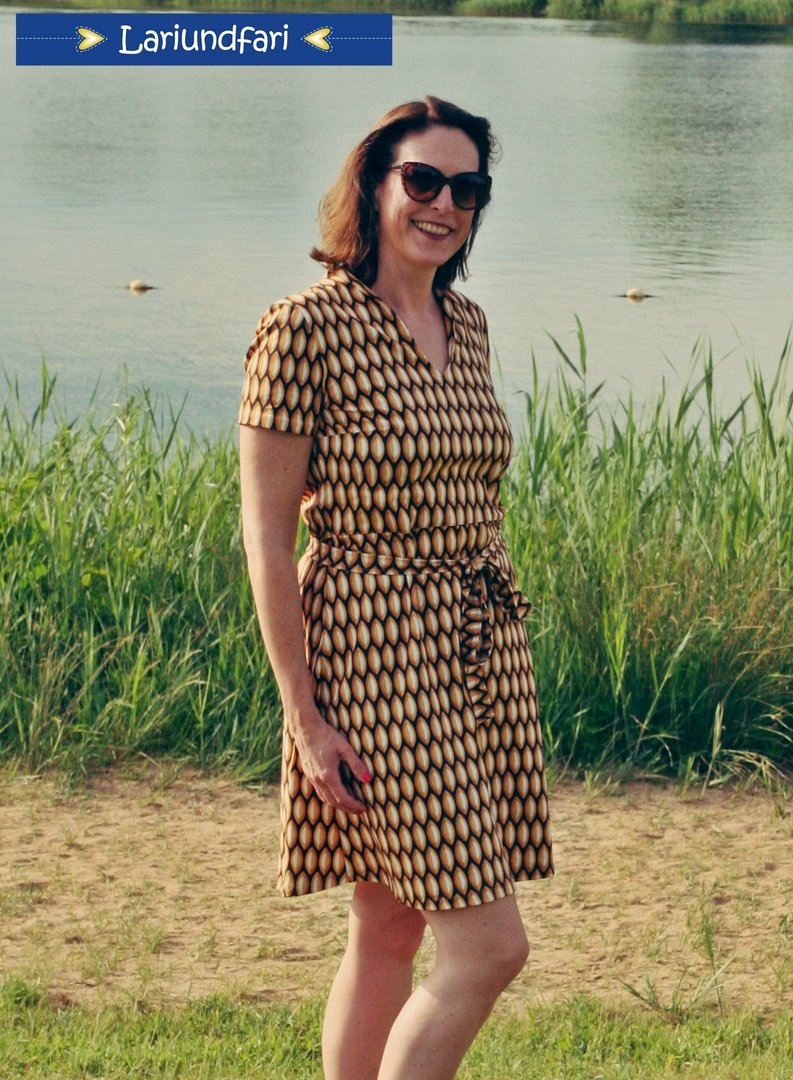 Designbeispiel: lillesol women No.44 Kleid & Shirt Miaflora