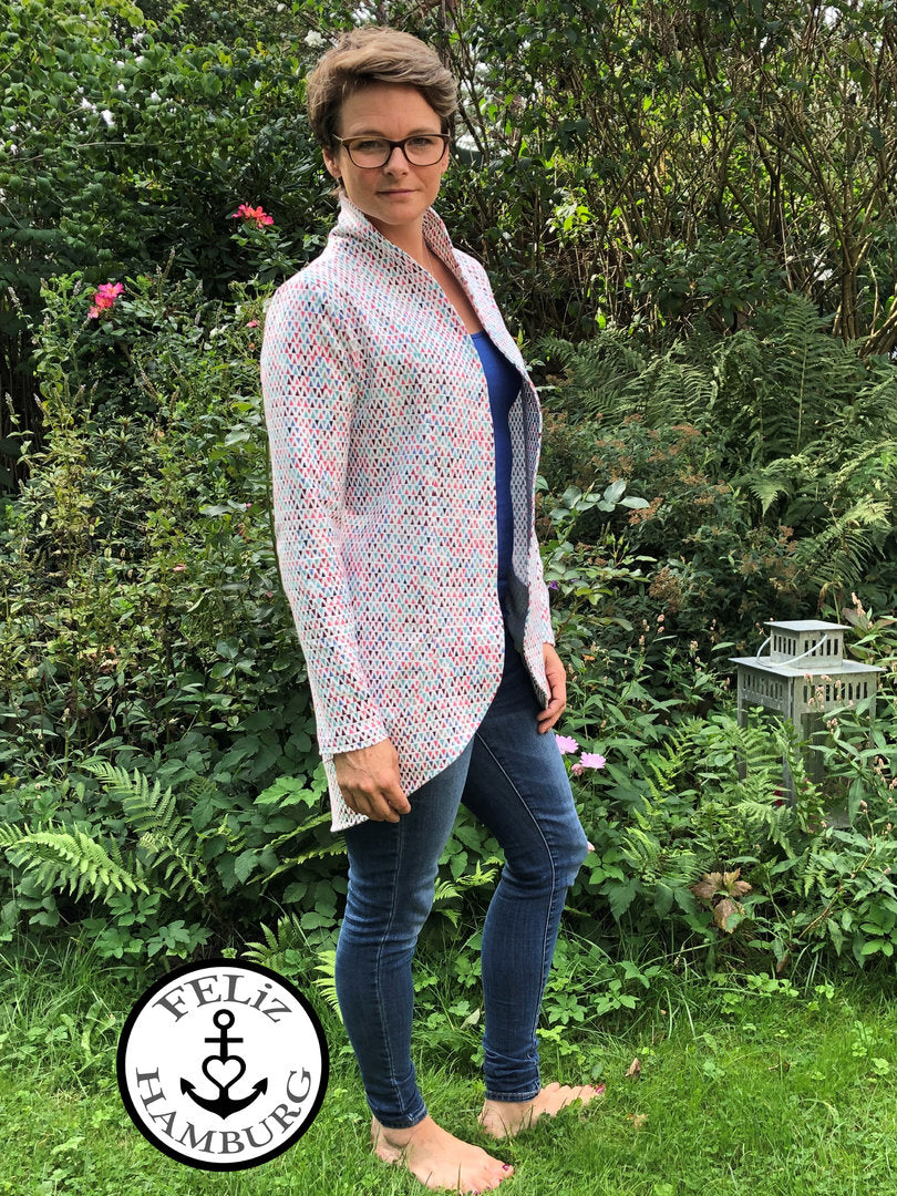 Designbeispiel: lillesol women No.46 LongCardigan mit Schalkragen