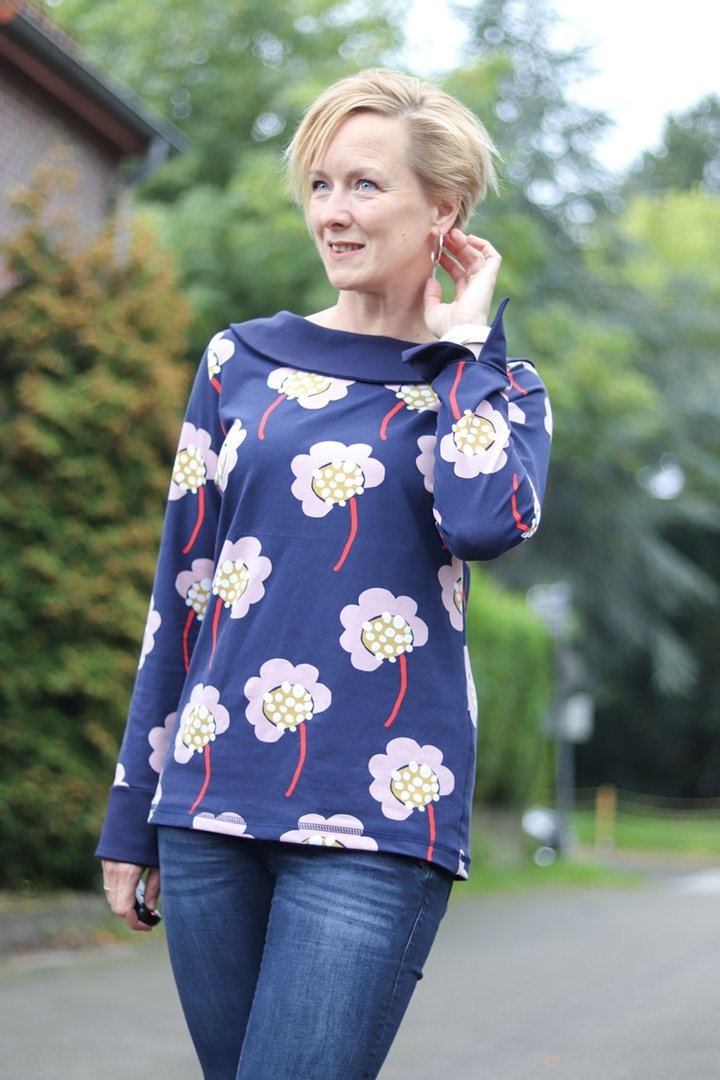 Designbeispiel: lillesol women No.47 Shirt mit Uboot-Kragen