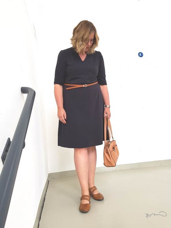Designbeispiel: lillesol women No.44 Kleid & Shirt Miaflora