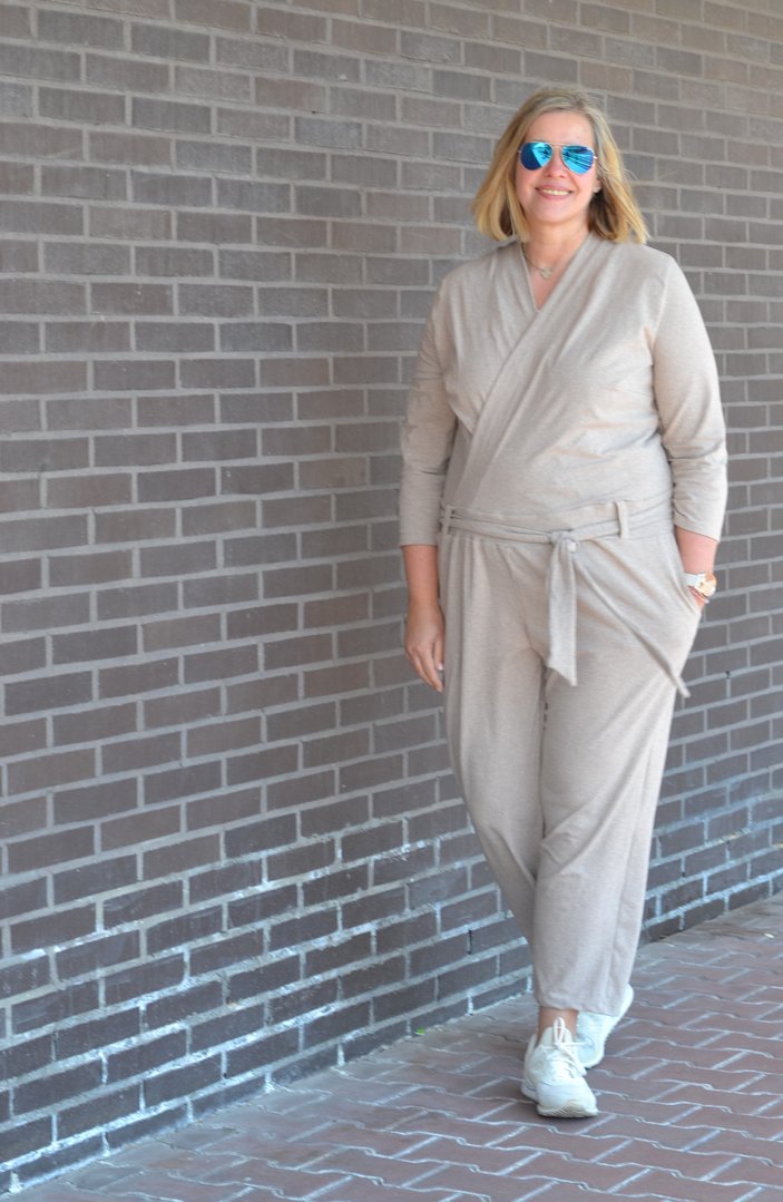 Designbeispiel: lillesol women No.63 Jumpsuit "mit Video-Nähanleitung