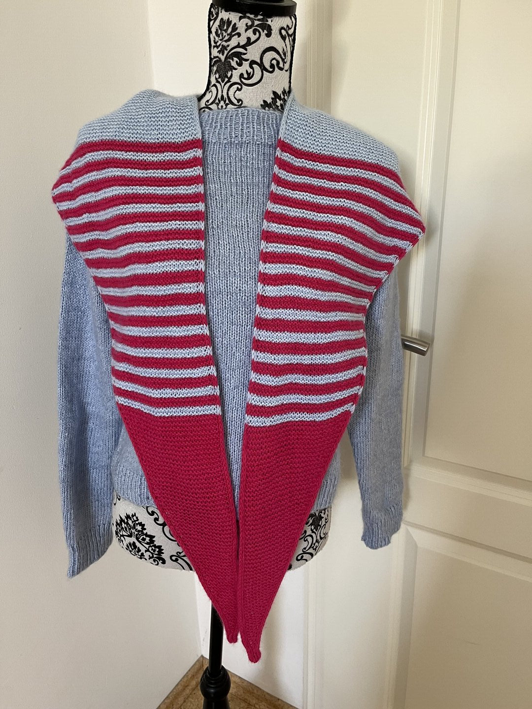 Designbeispiel: Ebook / Strickanleitung lillesol knits No.4 Dreieckstuch "Vira"