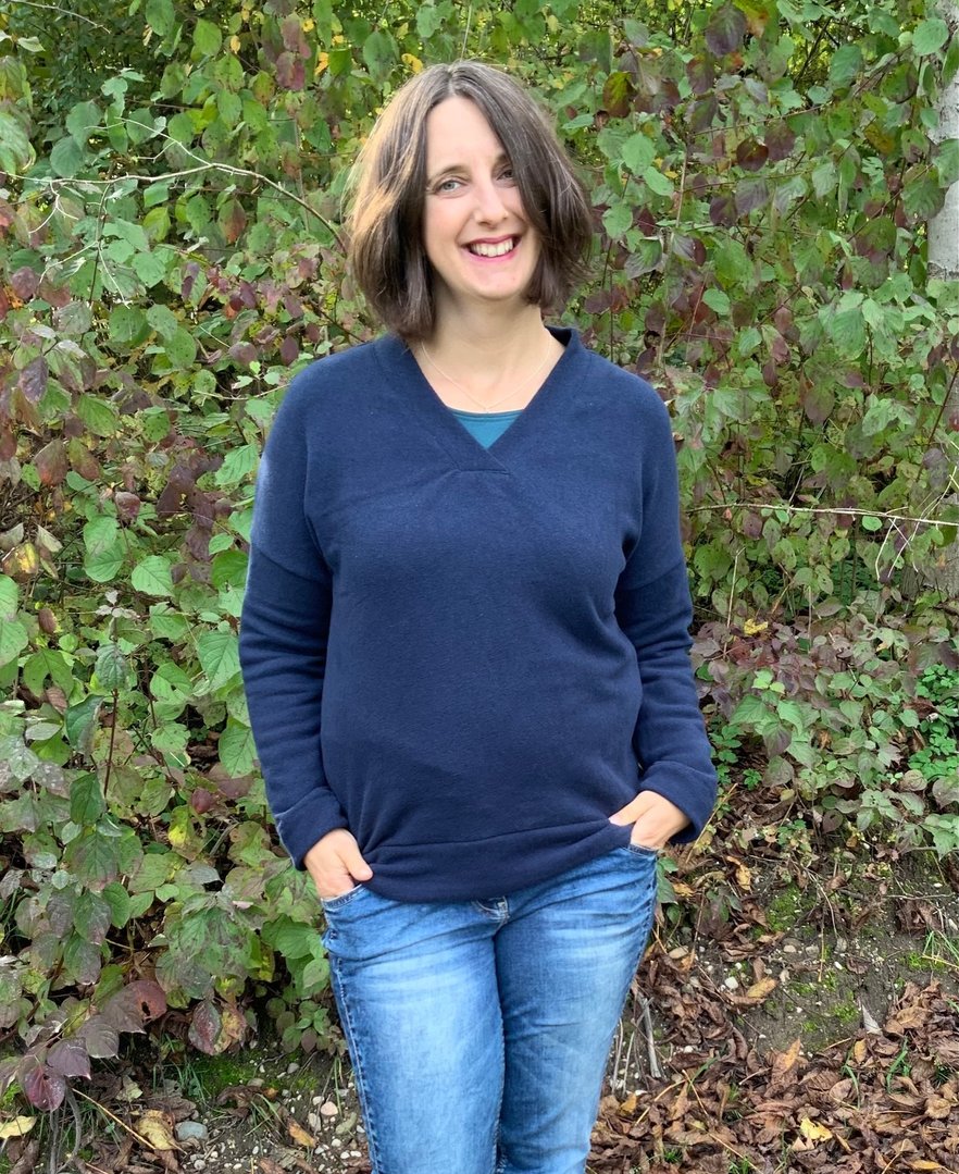 Designbeispiel: lillesol women No.76 Pullover mit Kragen "Vinta"