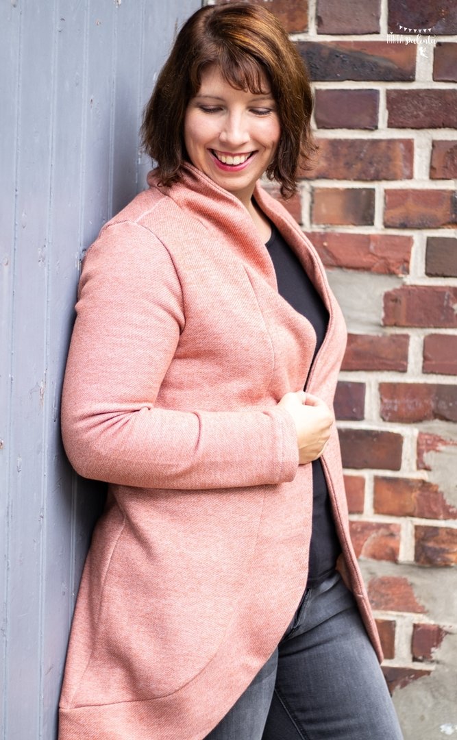 Designbeispiel: lillesol women No.46 LongCardigan Schalkragen