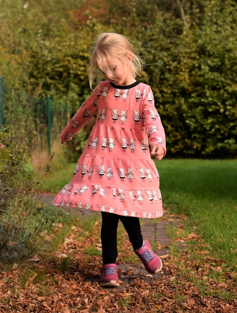 Designbeispiel: lillesol basics No.73 Stufenkleid (Jersey)