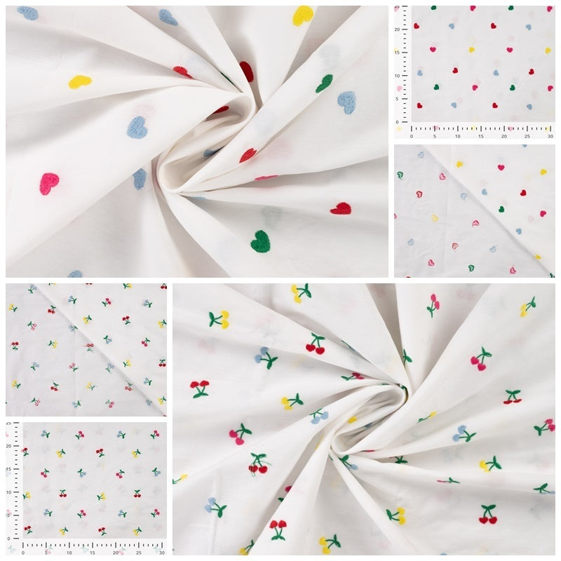 Baumwolle mit Stickerei - bunte Herzen