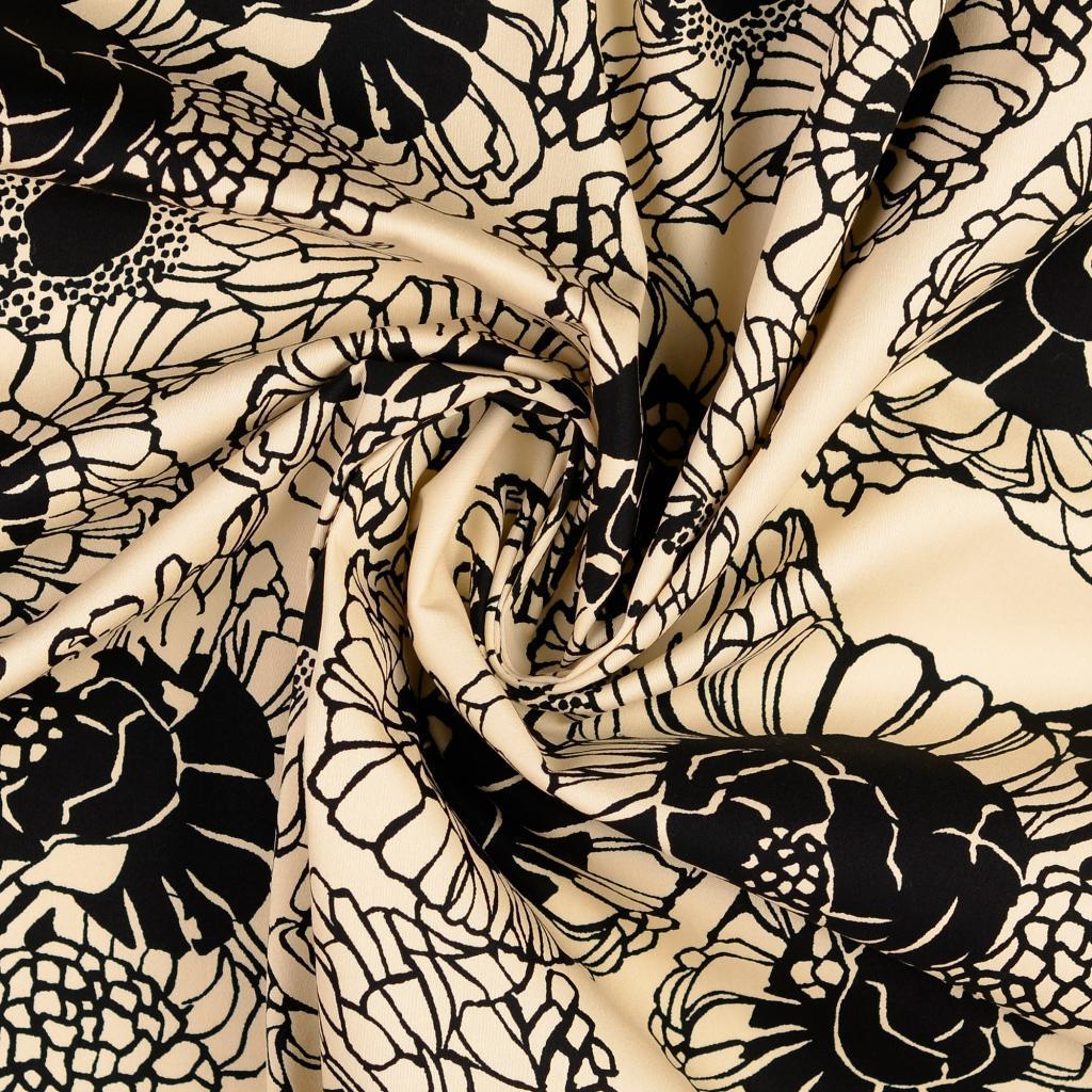 Baumwoll Satin Blüten - beige/schwarz