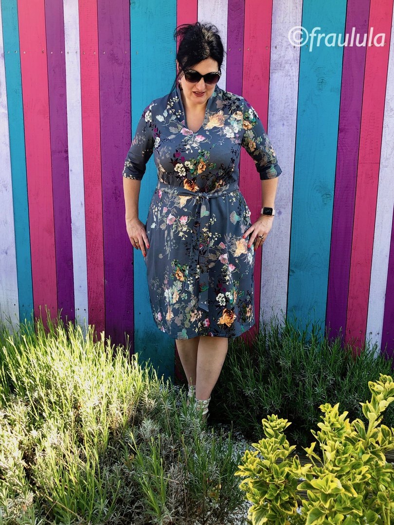Designbeispiel: lillesol women No.44 Kleid & Shirt Miaflora