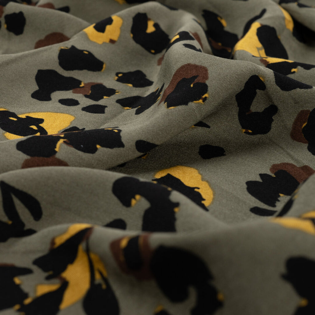 Viskose Twill Leo - oliv