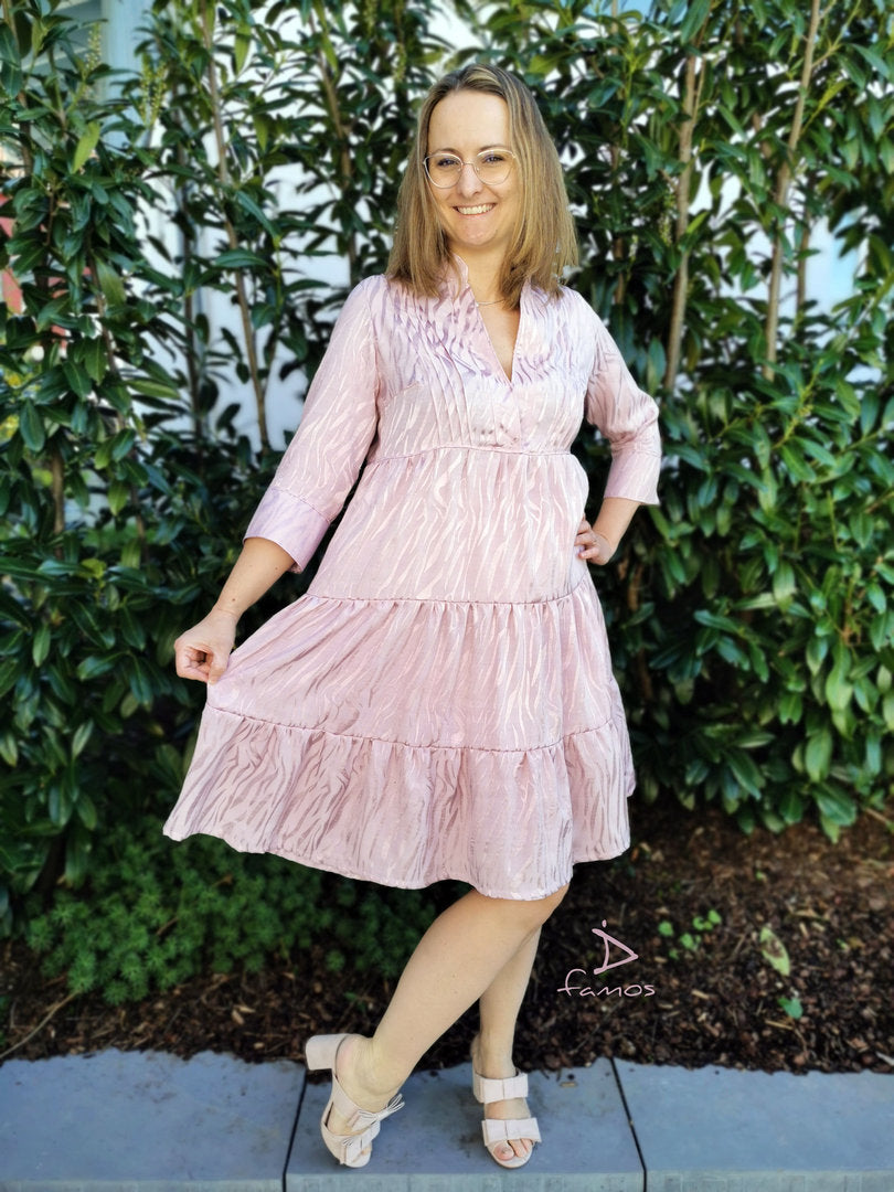 Designbeispiel: lillesol women No.64 Biesen-Kleid "Laurelia"