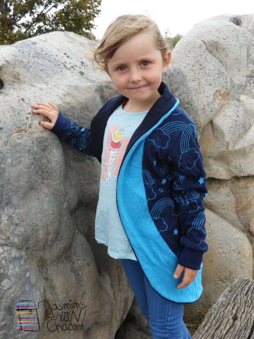 Designbeispiel: lillesol basics No.70 LongCardigan mit Schalkragen