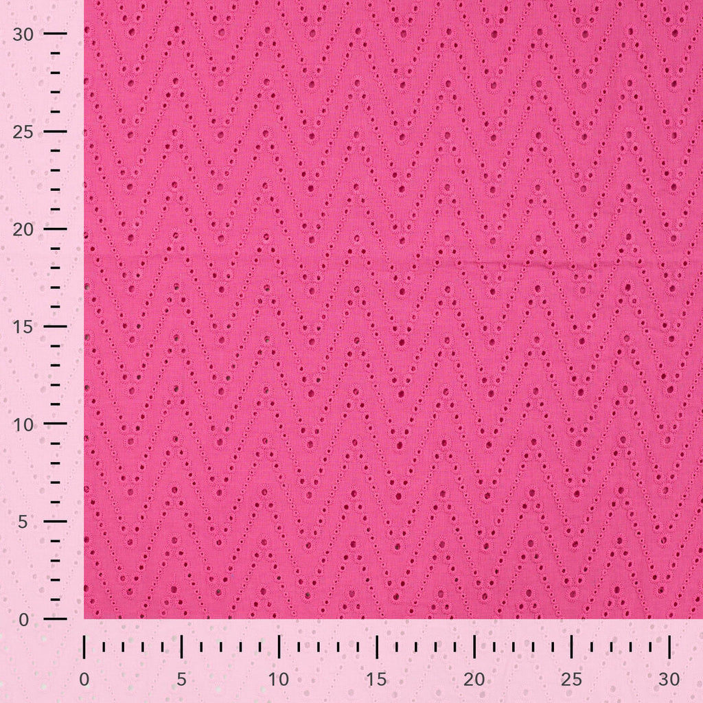 Baumwollstoff mit Loch-Stickerei "Zickzack" - fuchsia