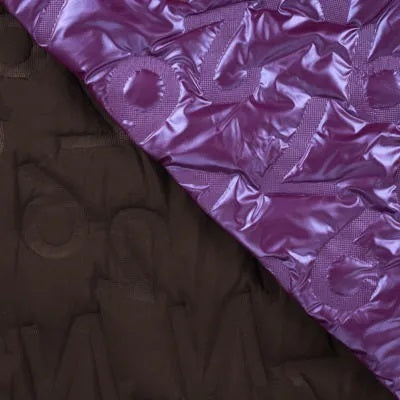 Wattierter Jackenstoff Alphabet "geprägt" - purple *Videovorstellung*