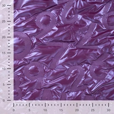 Wattierter Jackenstoff Alphabet "geprägt" - purple *Videovorstellung*