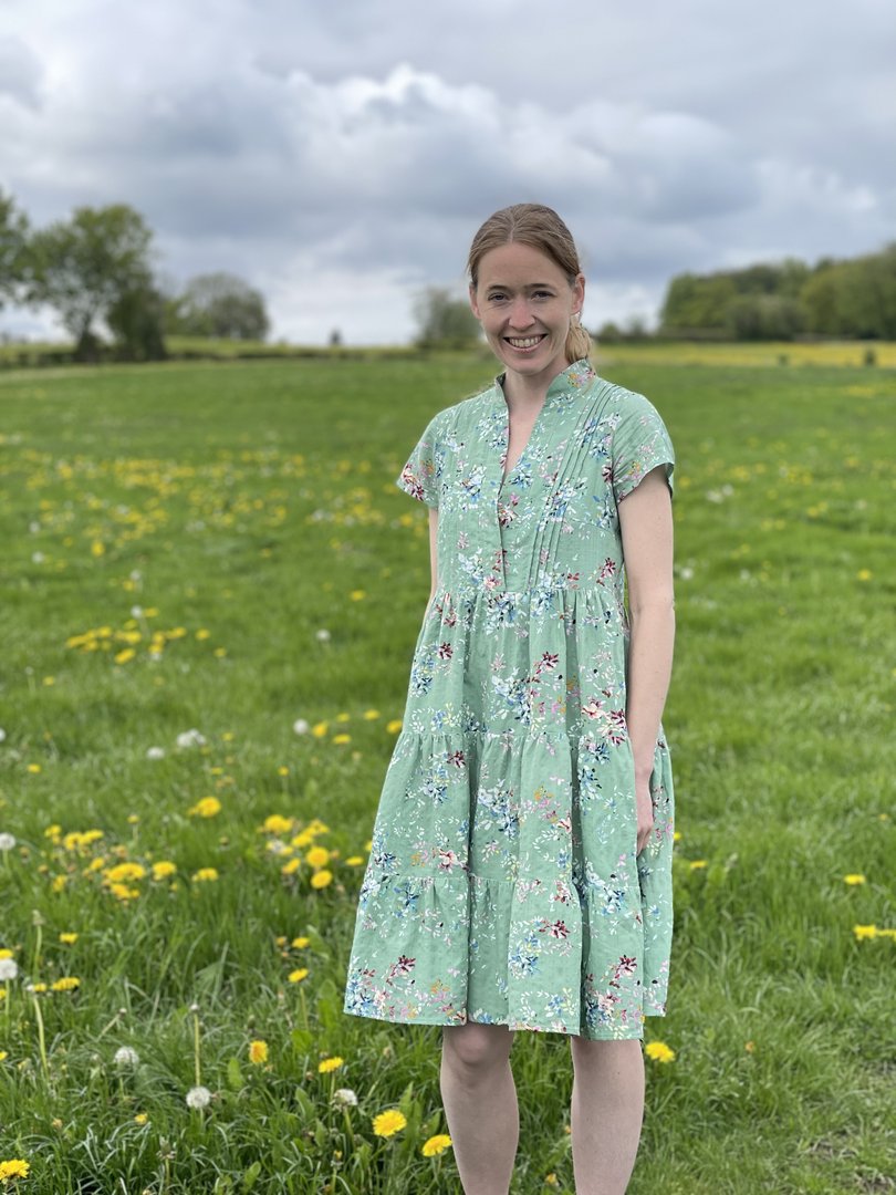 Designbeispiel: lillesol women No.64 Biesen-Kleid "Laurelia"