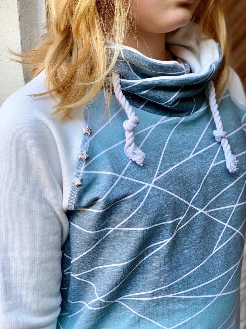 Designbeispiel: lillesol basics No.65 Raglan-Hoodie