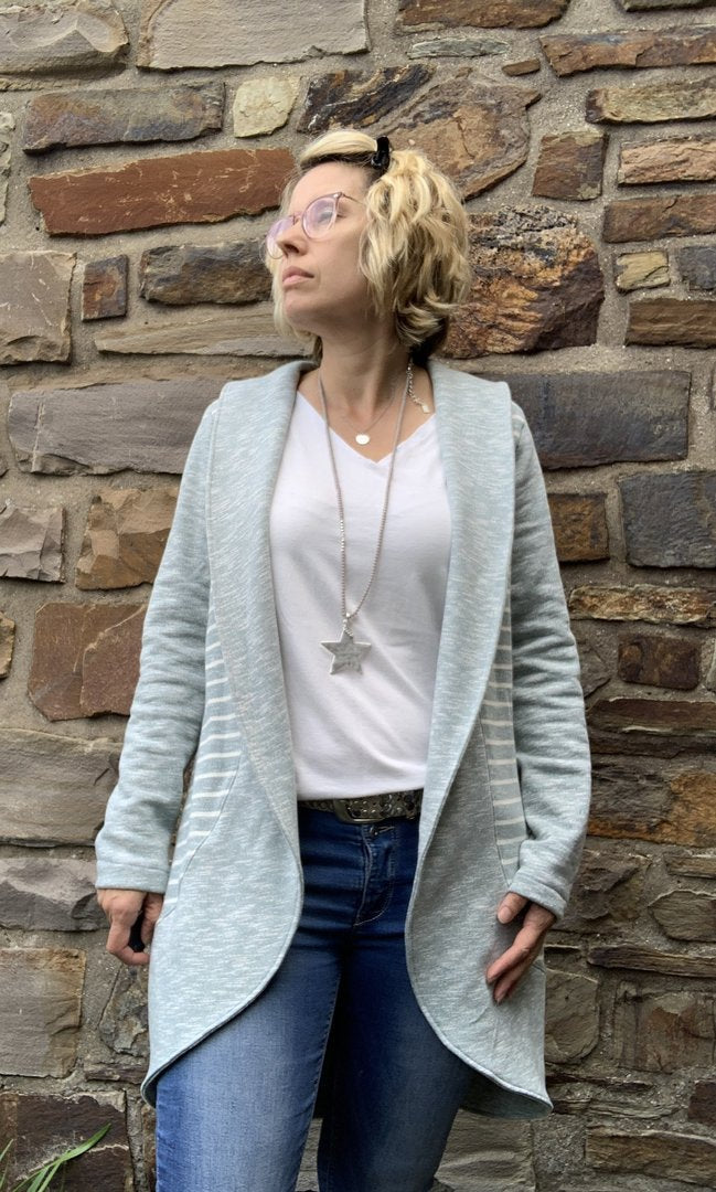 Designbeispiel: lillesol women No.46 LongCardigan mit Schalkragen