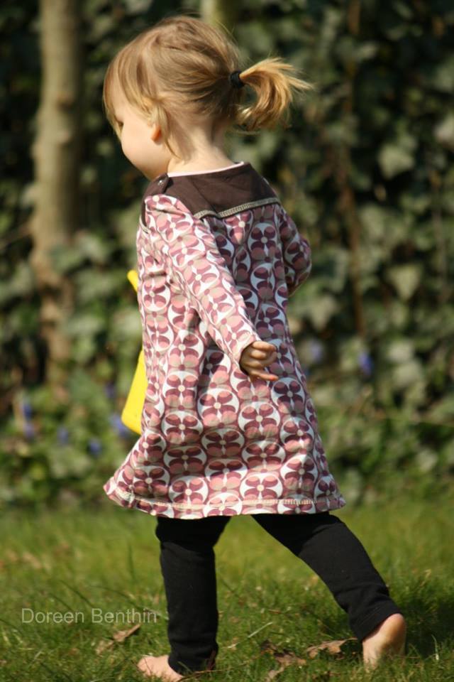 Designbeispiel: lillesol basics No.47 Frühlingskombi Kleid & Shirt