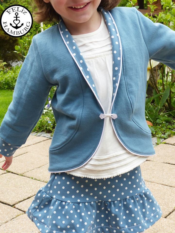 Designbeispiel: lillesol basics No.54 Cardigan mit Schalkragen