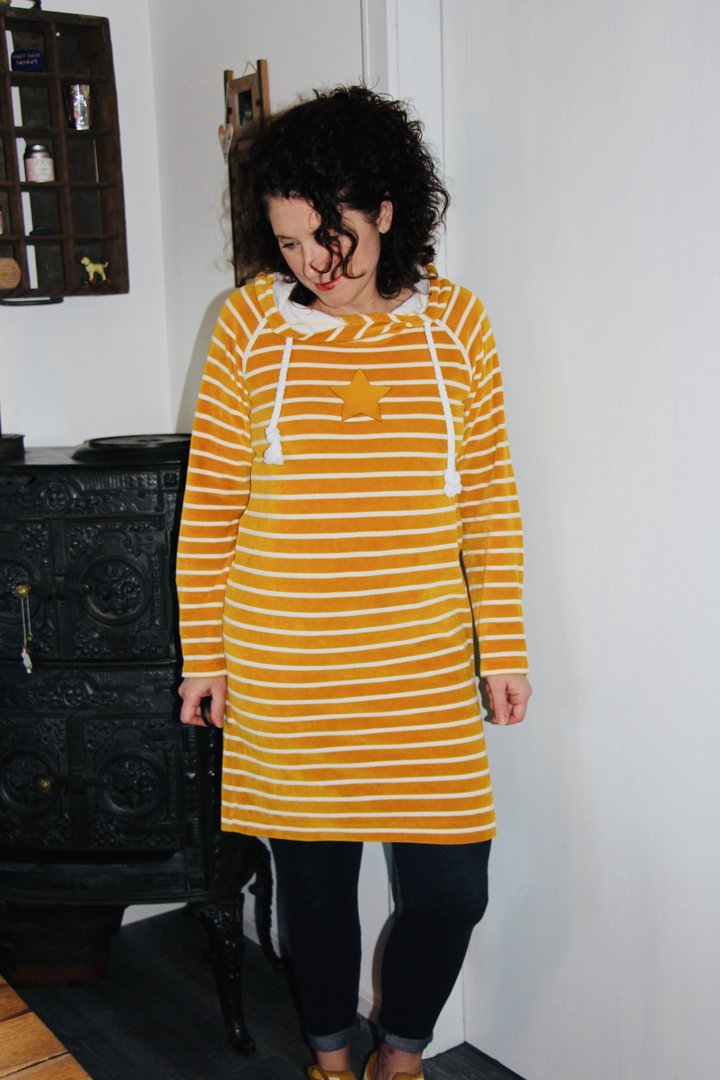 Designbeispiel: lillesol women No.39 Raglan-Hoodie