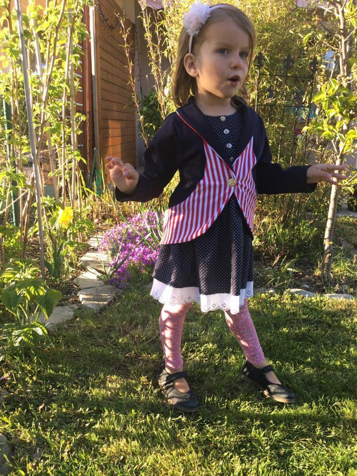 Designbeispiel: lillesol basics No.54 Cardigan mit Schalkragen