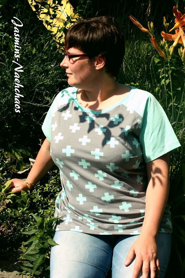 Designbeispiel: lillesol women No.19 Raglan-Kleid & Shirt