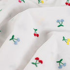 Baumwolle mit Stickerei - bunte Kirschen