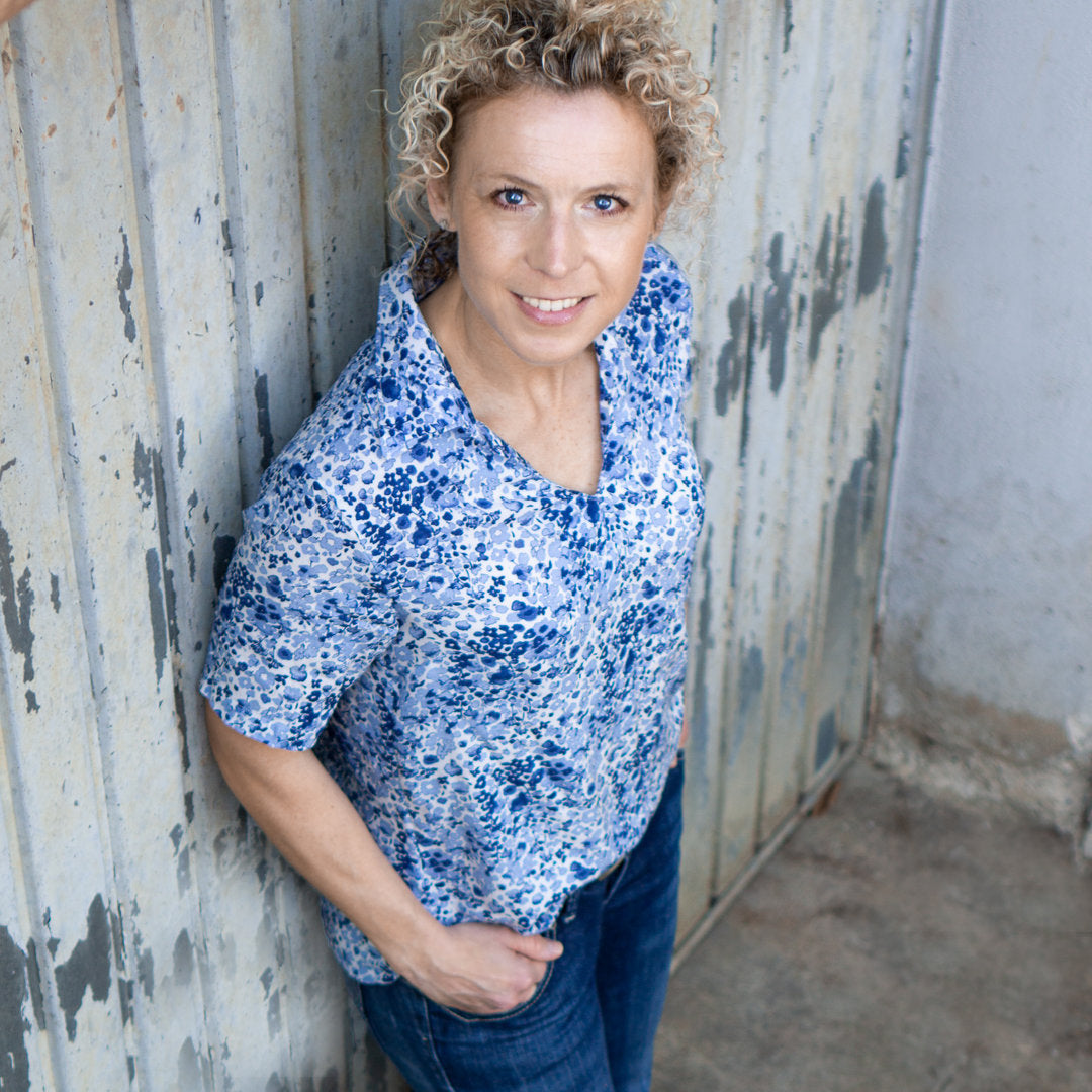Designbeispiel: lillesol women No.70 Blusenshirt & Kleid "Kaia" mit Video-Nähanleitung