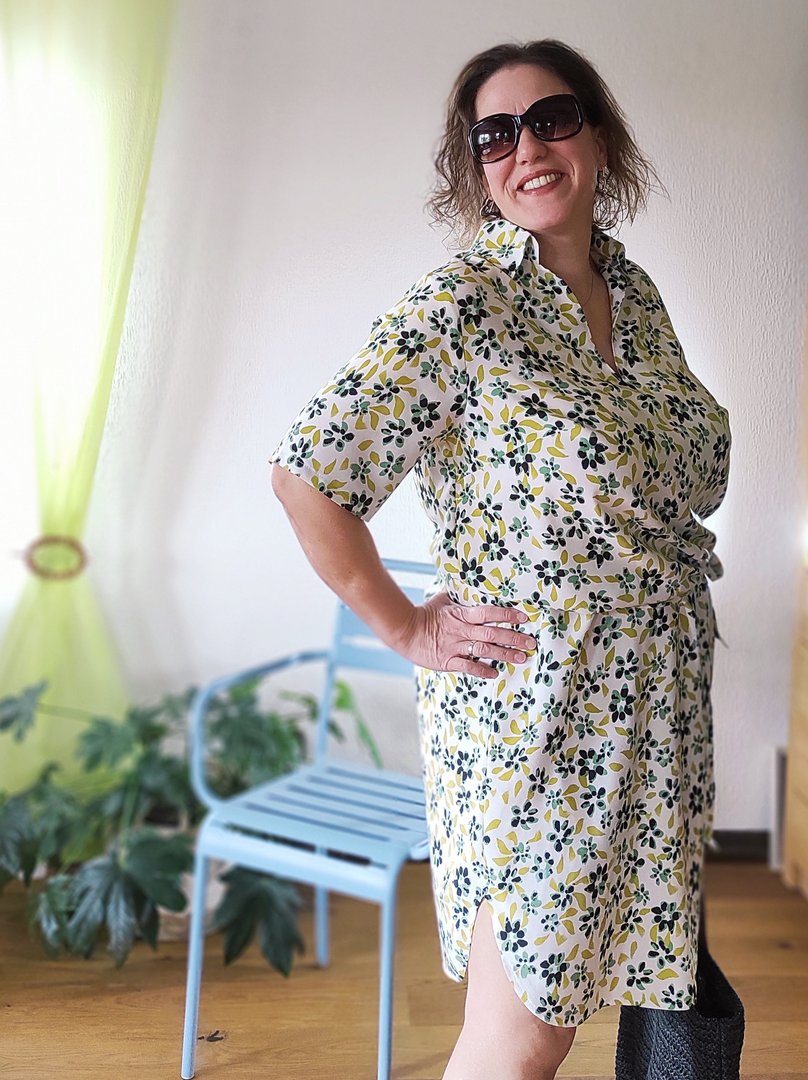 Designbeispiel: lillesol women No.70 Blusenshirt & Kleid "Kaia" mit Video-Nähanleitung
