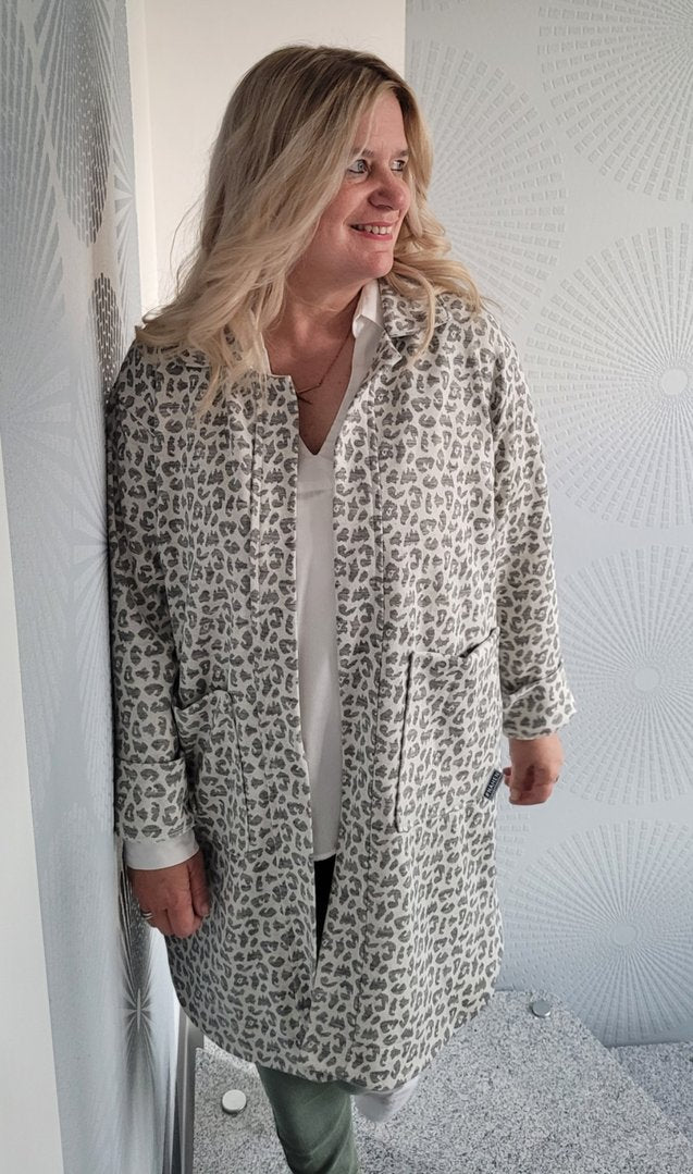 Designbeispiel: lillesol women No.75 Strickmantel/Coatigan "Ama"