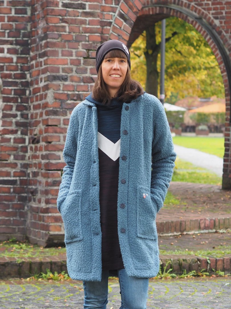 Designbeispiel: lillesol women No.75 Strickmantel / Coatigan "Ama"