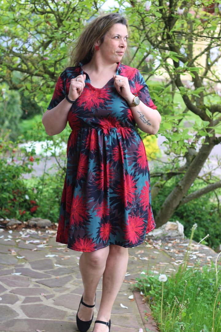 Designbeispiel: lillesol women No.80 Kleid "Altea"
