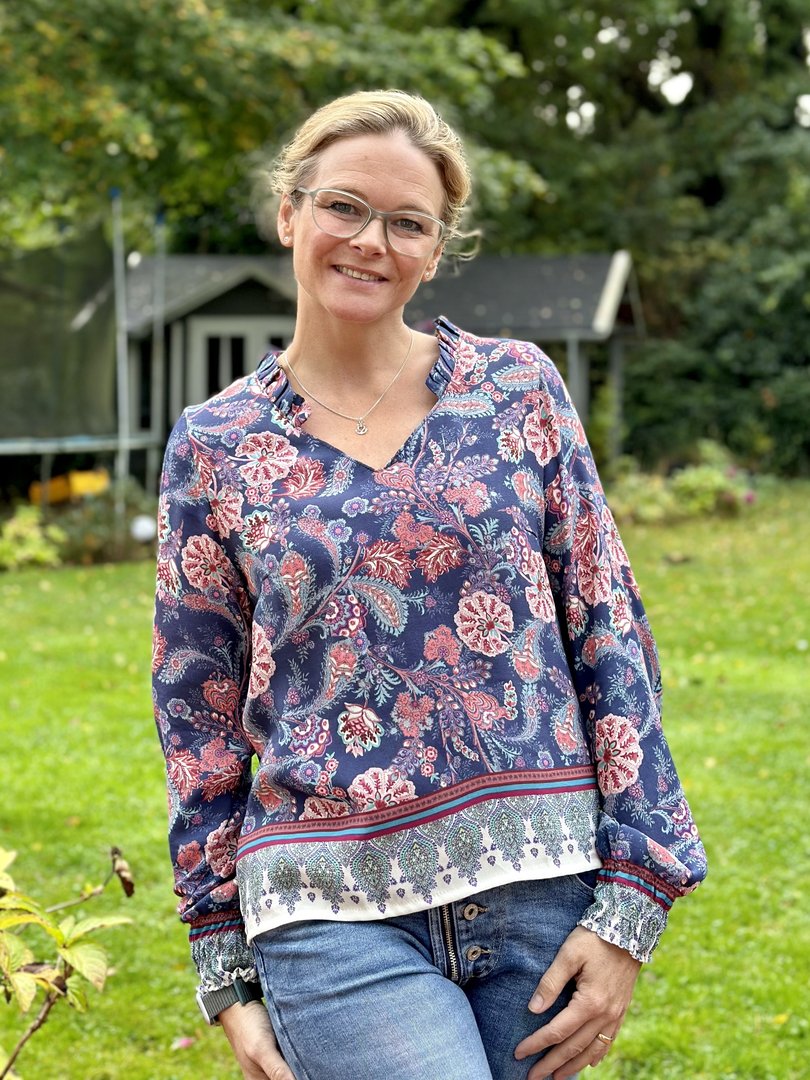Designbeispiel: lillesol women No.84 Bluse"Violeta"